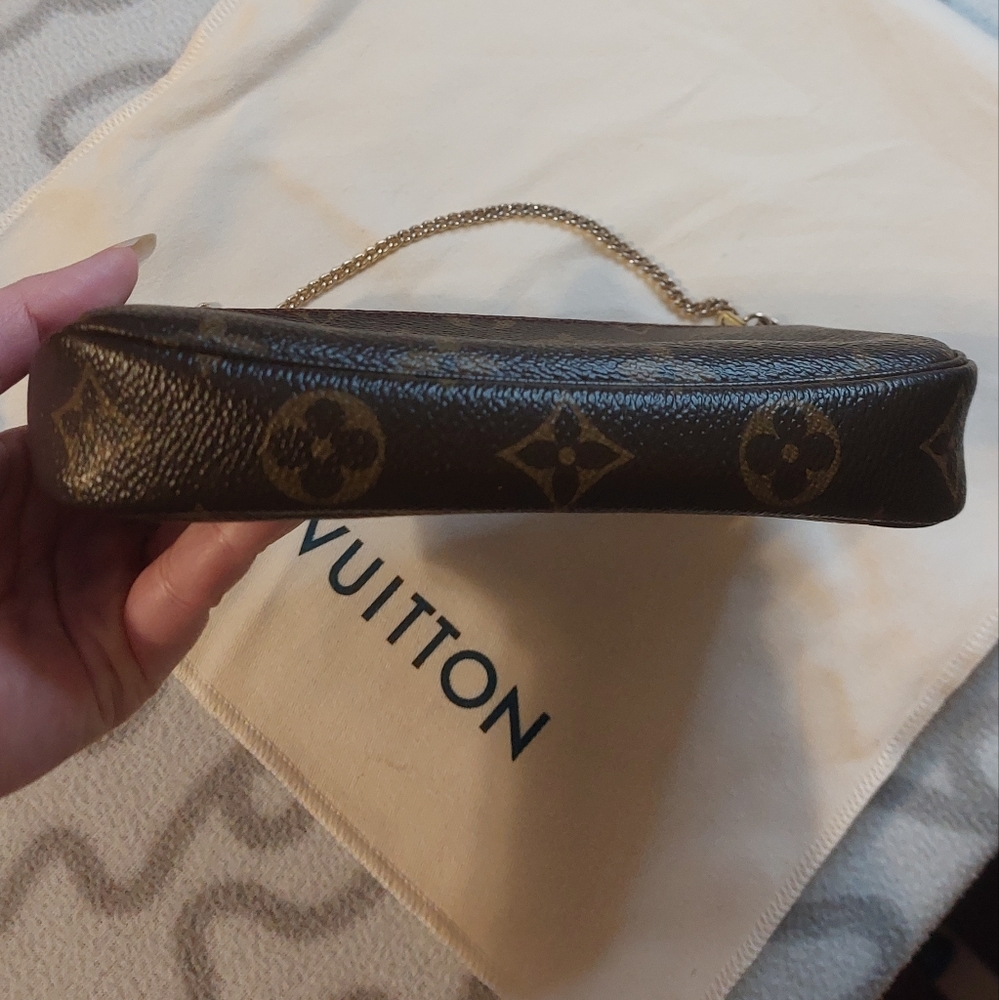 💖SOLD💖 Louis Vuitton Murakami Cherry Pochette bag - Picture 8 of 14